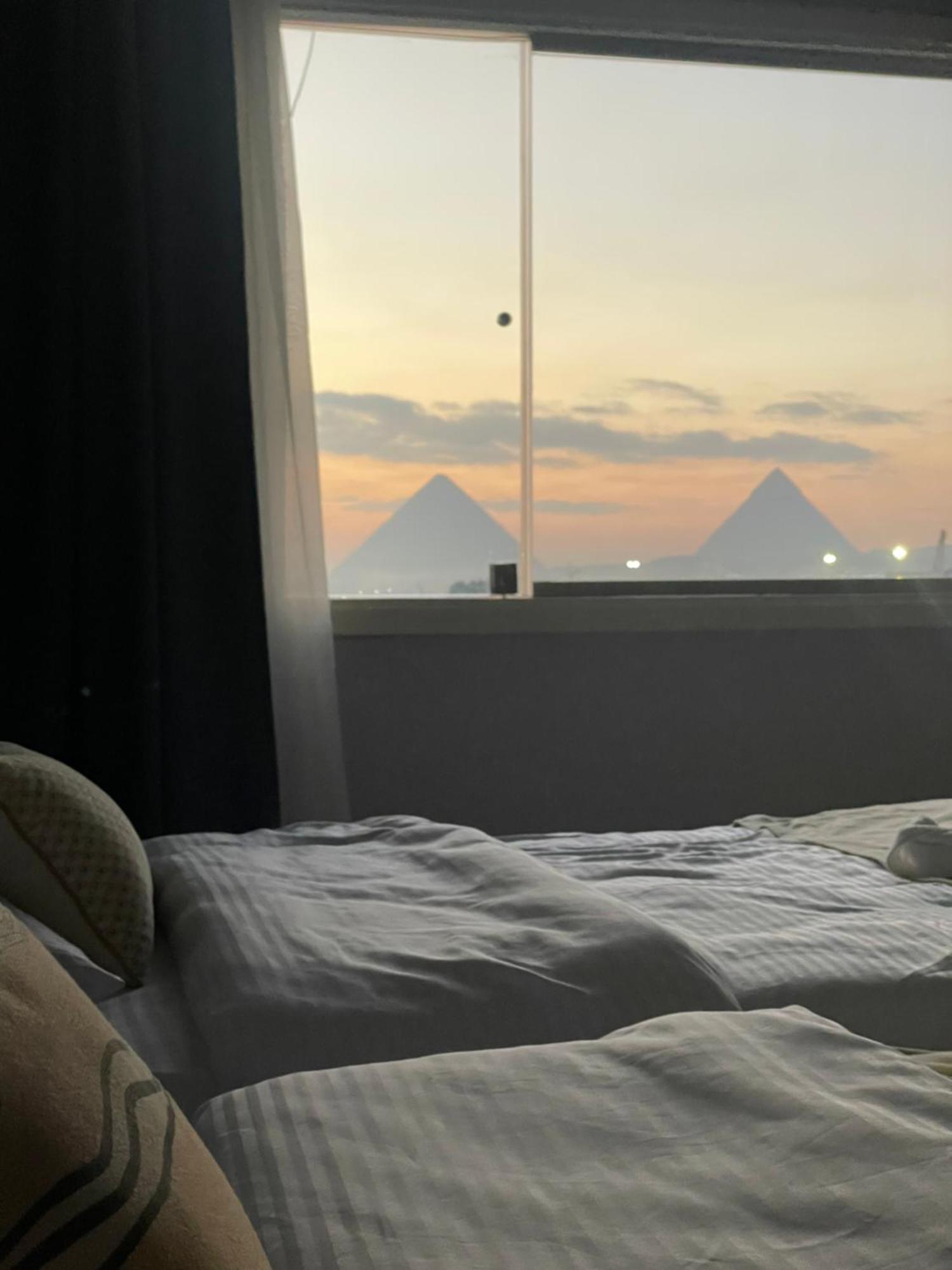 King Tout Pyramids View 3* Cairo