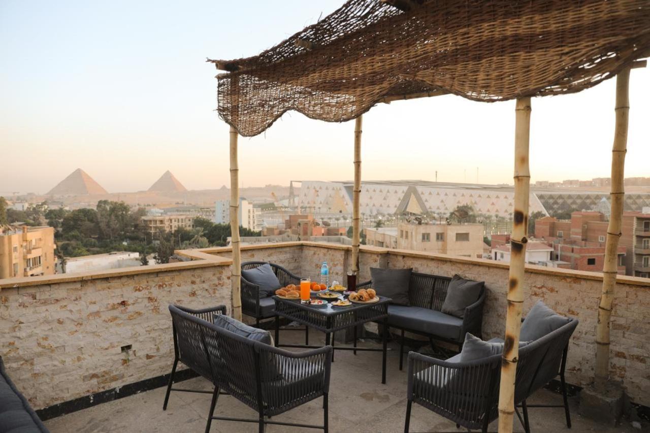 King Tout Pyramids View 3*